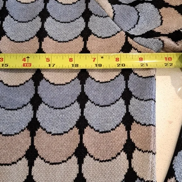 NWT Novica sweater - Picture 8 of 14